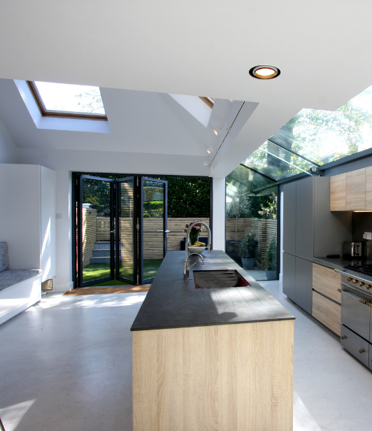 aluminium bifold doors to rear extension