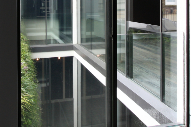 Sieger Juliet Balcony onto courtyard